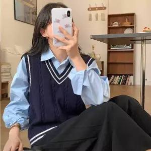 꽈배기 배색라인 조끼 니트 클래식 데일리룩 직장인