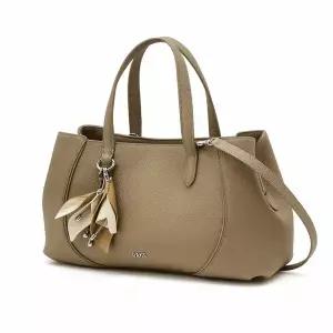 닥스핸드백 DCBA6E573I2 [RIA] 베이지 소가죽 플라워 참장식 토트백 M (닥스가방)