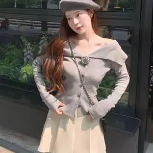 여자 외출 여성스러움 플라워 포인트 오프숄더 예쁜 니트 가디건긴팔티셔츠 얇은 날씬해보이는 골지레이어