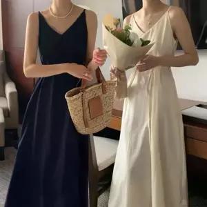 [신세계라이브쇼핑][옷자락] 여자 데일리룩 데이트룩 여자스러운 끈나시 롱 원피스