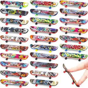 Wozettn 50개 미니 핑거 스케이트보드 핑거보드 장난감 세트 교실 교환용 서핑보드 생일 선물 Goodie 가방