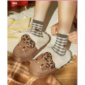 헬로키티 겨울 스웨이드 실내 실외 방한 털 슬리퍼 태닝 키티