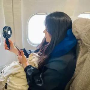 [콩심팥심]여행 휴대용 벨벳 에어 목베개 블루