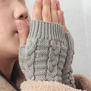 꽈배기 니트 핸드 워머 손 토시 그레이 손목 팔토시