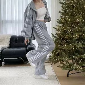 [신세계라이브쇼핑][옷자락] 여성 기모안감 루즈핏 폴리스판 트레이닝 집업 세트