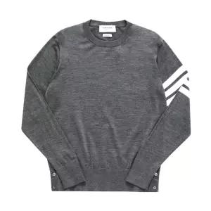 톰브라운 파인 메리노 4바 크루넥 풀오버 미디엄 그레이 MKA002A Y1014 038