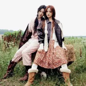 [롯데백화점]써스데이 아일랜드 [KiiiKiii 착용]플라워 라운드 넥 미디 원피스 (T256MOP325W)