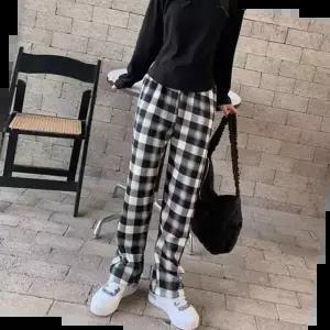 남성체크바지 루즈한 일자 와이드핏 양털 뽀글이 기모 체크 바지