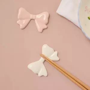 [모던하우스] 러브소르베 리본 수저받침 화이트