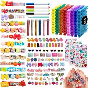 100개의 응원 핀 스피릿 클립 820개의 미니 레진 동물 컬러 나무 옷 안경 꽃 사탕 구슬과 스티커 배낭 장식