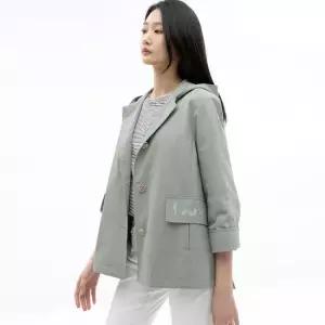 [지센] (2컬러) 장식 단추 후드 숏 코트 LCCAN226