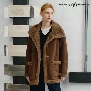 [롯데백화점]르샵. 리버시블 하이넥 버튼 하프 무스탕 자켓 (NP4JK028L0)