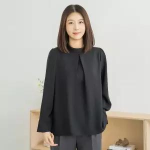 엄마옷 마담4060 핀턱반하이넥블라우스-QBL2601008-