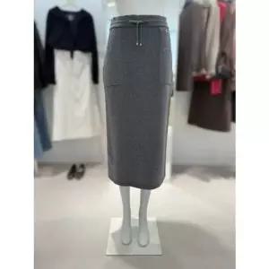 [갤러리아] [25 겨울] 울 블렌디드 아웃포켓 니트스커트 (Z254KSD105)