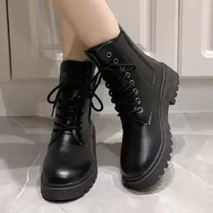 하이탑워커 여성 빅사이즈 첼시 워커 1P 레이스업 캐주얼 구두