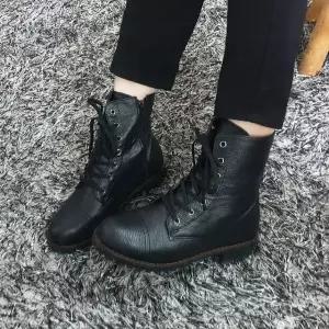 부아 국산 레이스업 통굽 미들 키높이 여성워커 5cm