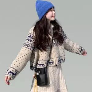 [신세계라이브쇼핑][옷자락] 여성 루즈핏 크롭 하이넥 노르딕 디자인 집업 니트 스웨터