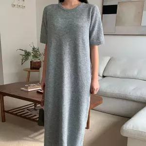 [옷자락] 여자 겨울반팔니트 라운드넥 데일리룩 무지 롱원피스