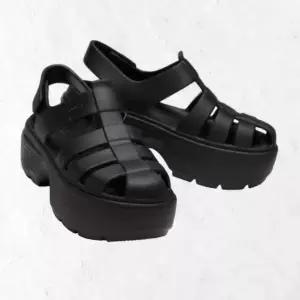 [크록스] 스톰프 피셔맨 샌들 블랙 209938-001 196288