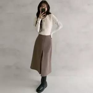 [다잇템] 여성 뒷밴드 보온 폴리스판 앞주름 롱스커트