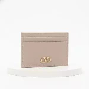 [발렌티노]25FW V 로고 시그니처 카드 케이스 7W0P0AJ7 SNP WRP 7W2P0AJ7 817117