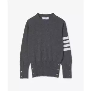 [톰브라운]캐시미어 4 바 클래식 풀오버 니트 - 미디엄그레이 FKA001A00011035 115222170