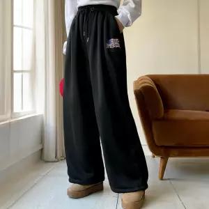 [핑크시슬리] 피크 기모 성조기 핀턱와이드 트레이닝팬츠