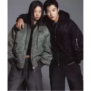 [라이프워크] 공용) 힙독 카라비너 후드 항공점퍼_LW254JP110