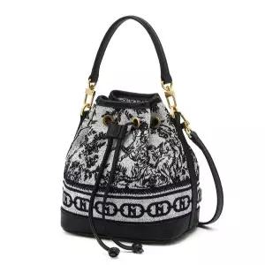 [헤지스](대구신세계)[H.Toile] 뜨왈드주이 네이비 자카드 복조리 미니 크로스백 HIWA6E310N3