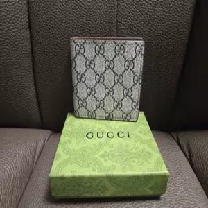 맹자엄마/구찌/반지갑/시마로고/남성용/새제품