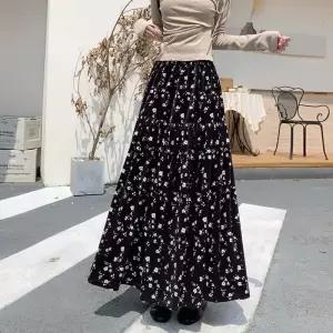여자스커트 롱스커트 추동 벨벳 스커트 중기장 허리 밴딩 슬림핏 프린트 A라인 우산 원템4
