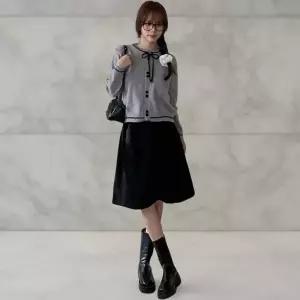 [다잇템] 여성 골덴 아이템 중간 포근한 보온 FW 길이 필수 고무줄 스커트