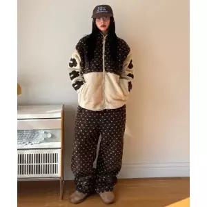 매장정품 DAISY SYNDROME [유소정 PICK]DAISY FLEECE PANTS brown