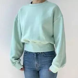 도톰 티셔츠 크롭 겨울 라운드티셔츠 도톰티셔츠 맨투맨 여성 기모 티셔츠 겨울티셔츠 편안한티셔츠