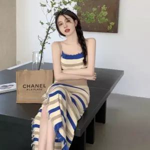 스트라이프 롱원피스 휴양지룩 브이넥 플레어 여름 여행룩