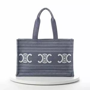 [셀린느]LARGE CABAS THAIS IN STRIPED TEXTILE WITH TRIOMPHE 196762GQD 07BA 라지 스트라이프 카바스