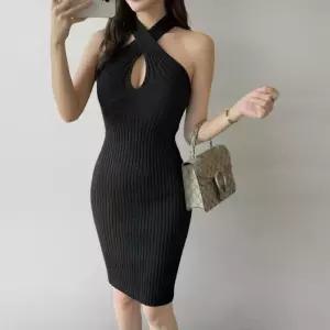 [미라클세븐]여성 여름 홀터넥 민소매 골지 니트 미니 드레스