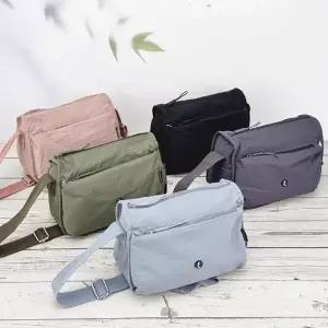 나일론 여행용 크로스백 가벼운 반달 미니백 가방