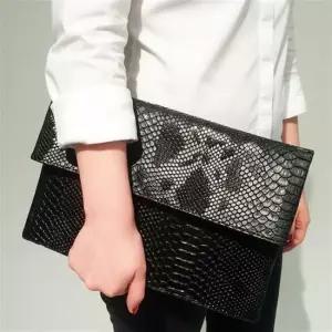 3way 입체 고퀄 뱀피 엠보 클러치백 숄더백 블랙 가죽가방