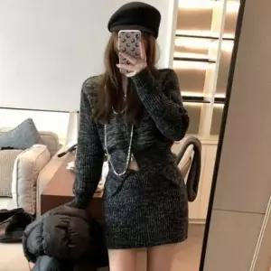 윈터 무드 보카시지퍼후드 스웨터 치마 세트업 스타일 페미닌룩 데일리룩 나들이룩 데일리룩