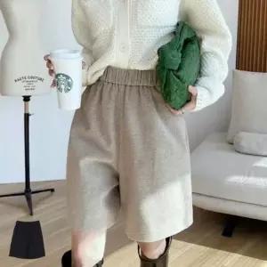 시즌 모직 하프바지 여성용하이 웨스트 여유핏 밴드 올데이 보텀 와이트 세미플레어 데일리