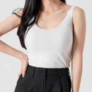 [라일리여성의류] Rly 여성 탱크탑 탑 시즌우먼 민소매티 자켓 2색