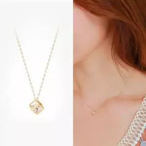 정품 14K 골드 심플 미니 큐브 목걸이 42cm W039D29