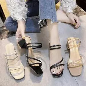 스트랩st 샌들 슬리퍼 스퀘어 미들굽 여름 패션코디 WF17019