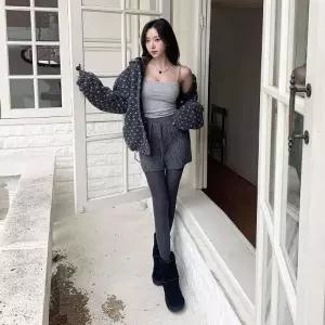 [다잇템] 여자 포근한 스웨터 폭신 FW 꽈배기 드로우코드 필수템 반바지_24140505_588872