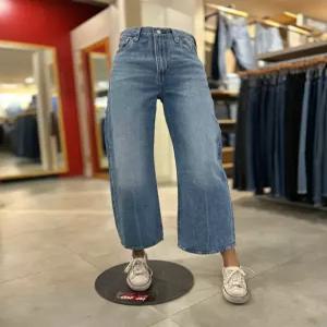 [리바이스] 리바이스 여성 립케이지 와이드 레그 청바지 (A6081-20)