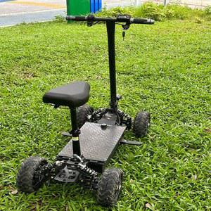 접이식 전동킥보드 초경량 대리기사 차 배터리 폴딩 앉아서타는 가방에 고성능 출퇴근