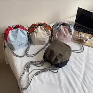 키밍 카메라 스트링 파우치 크로스백 숄더백 보호 가방 카메라보호