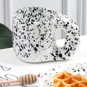 뭉툭 달마시안 머그컵 380 감성 디자인 카페 도자기 커피 머그잔 라떼컵 커플 선물