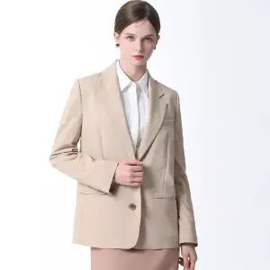 [하프클럽/리스트]테일러드 싱글 투 버튼 재킷 (택가격 318000원)